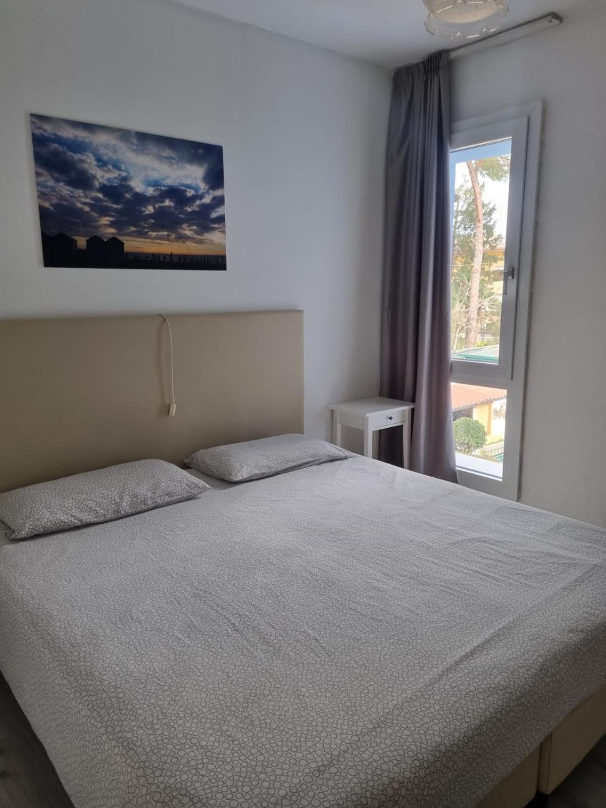 Appart-Hotel Holiday Lignano Sabbiadoro Kültér fotó