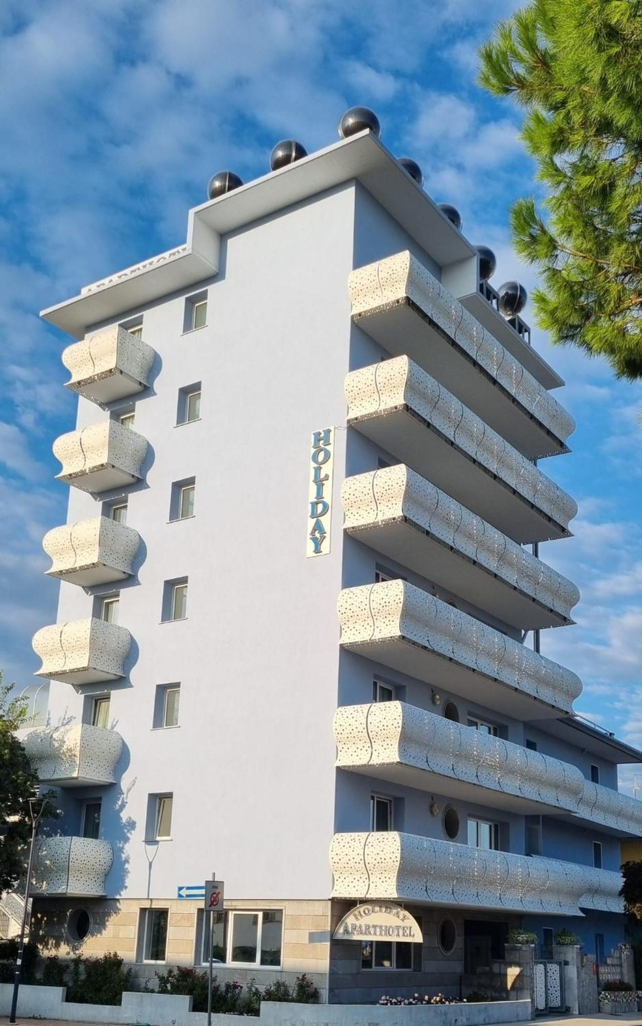 Appart-Hotel Holiday Lignano Sabbiadoro Kültér fotó