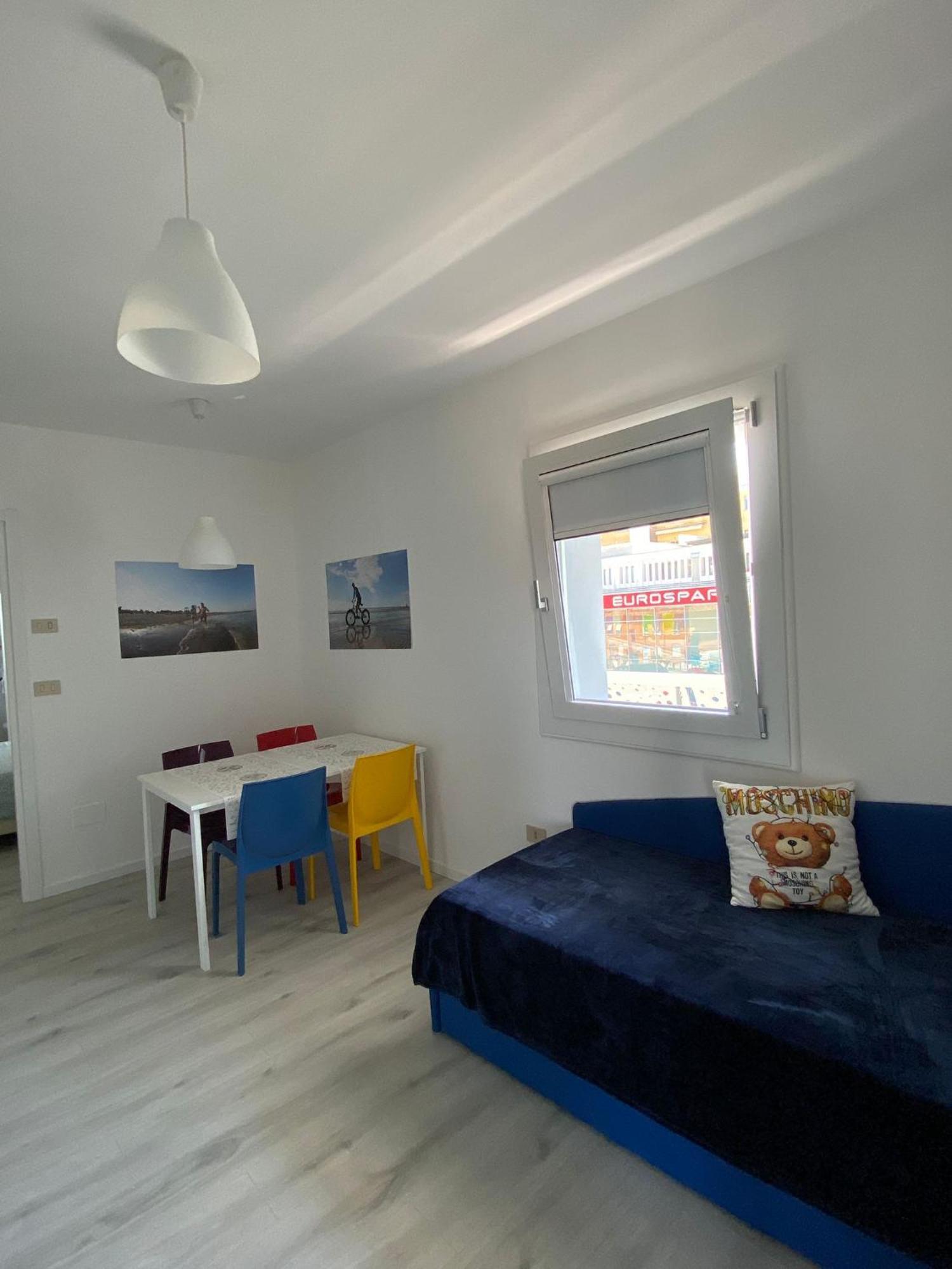 Appart-Hotel Holiday Lignano Sabbiadoro Kültér fotó