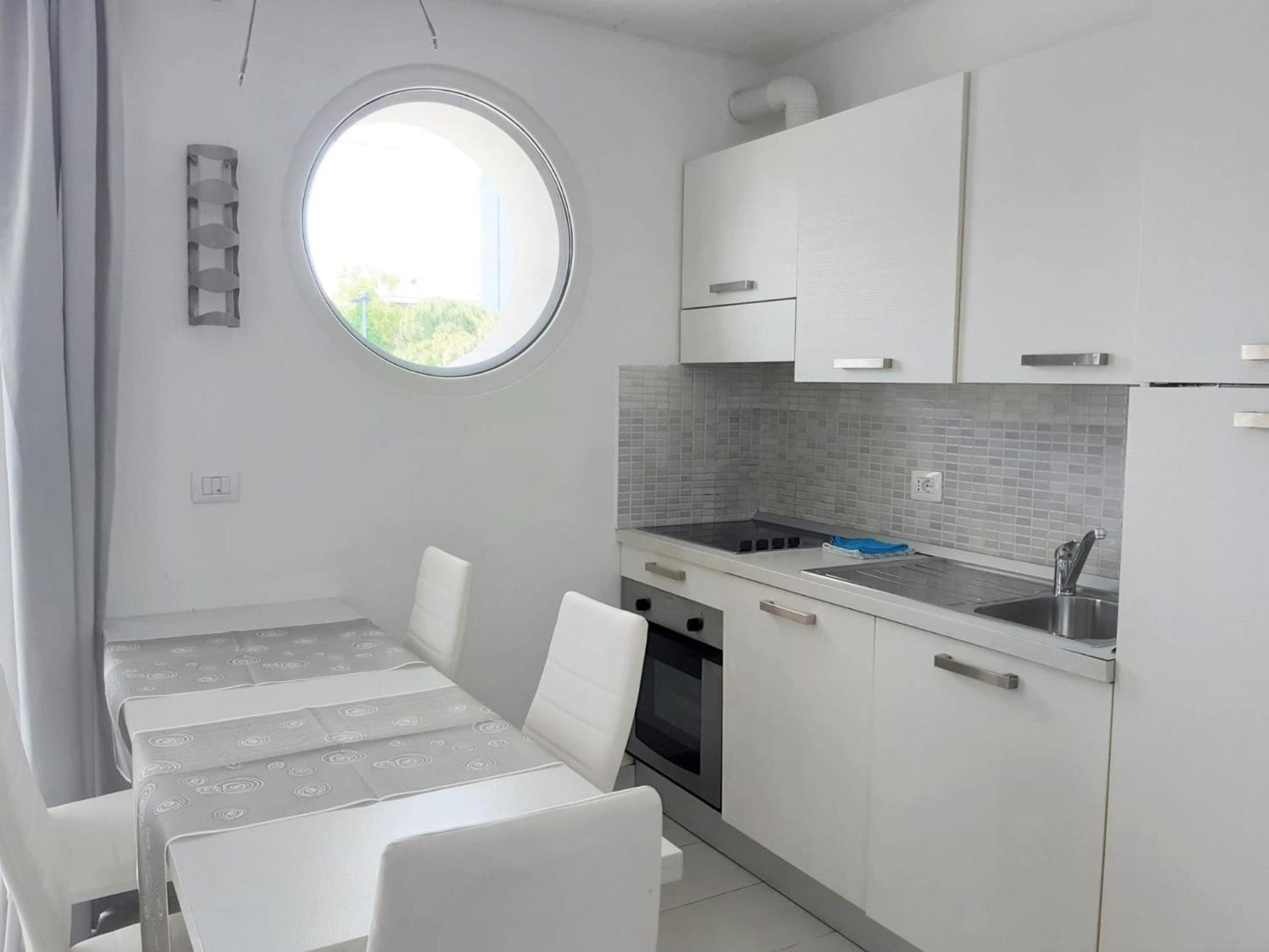 Appart-Hotel Holiday Lignano Sabbiadoro Kültér fotó