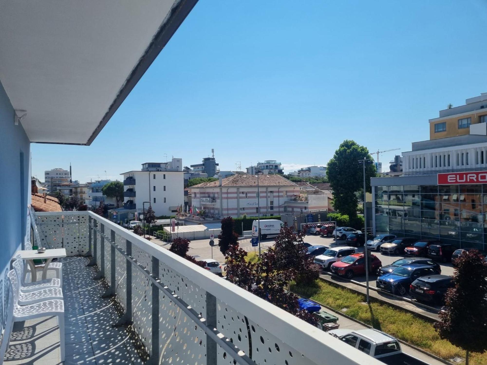 Appart-Hotel Holiday Lignano Sabbiadoro Kültér fotó