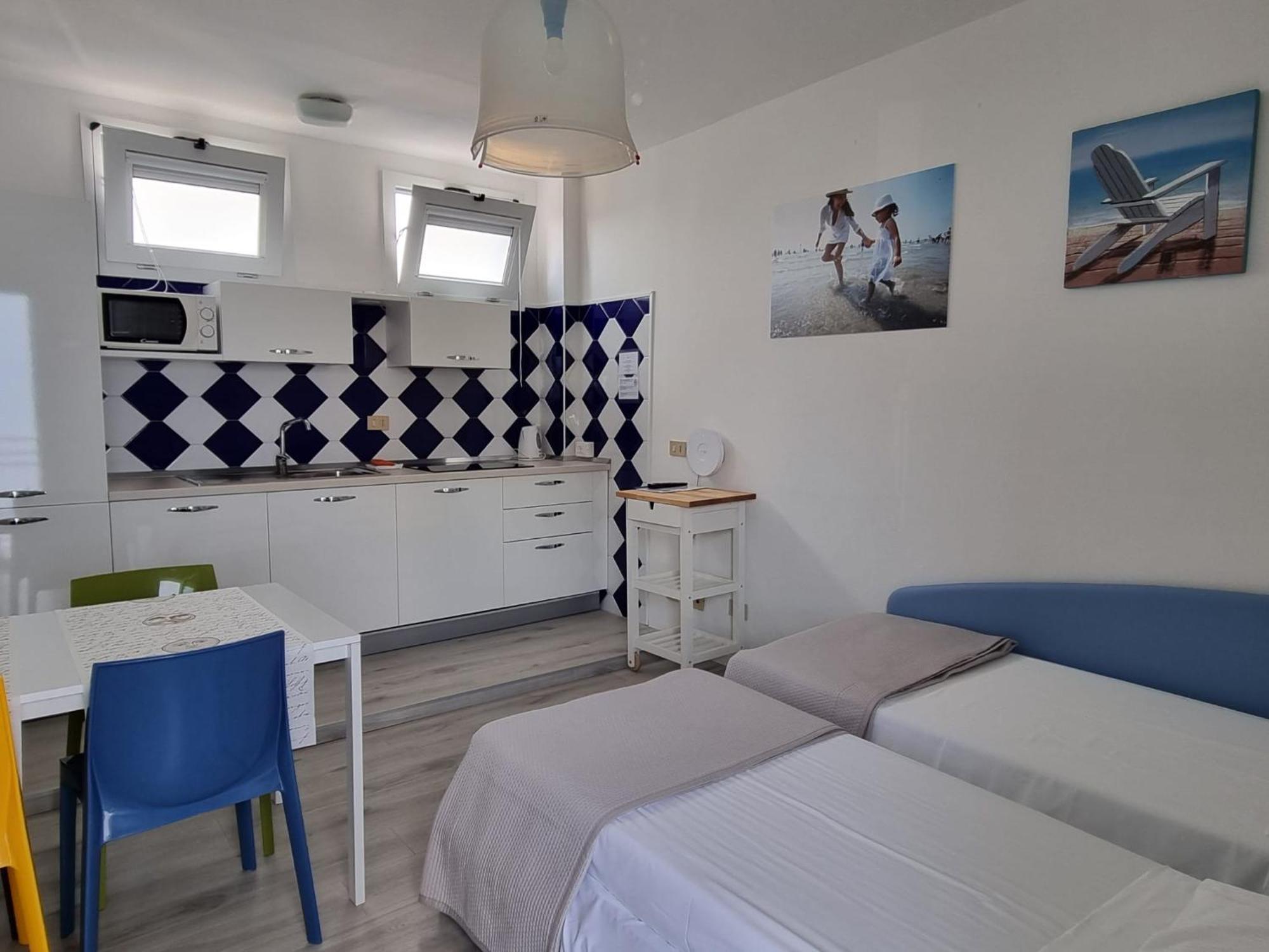 Appart-Hotel Holiday Lignano Sabbiadoro Kültér fotó
